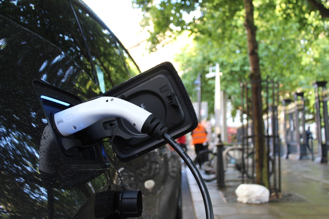 Samochody elektryczne: ładowanie w domu